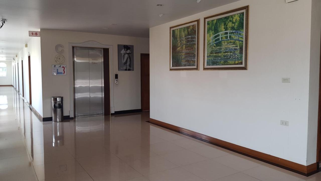 Phadaeng Hotel 우본라차타니 외부 사진