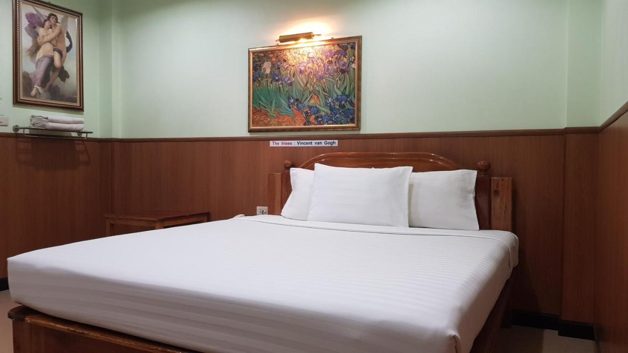 Phadaeng Hotel 우본라차타니 외부 사진
